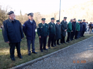 Spominska slovesnost v Dovcah pri Komnu
