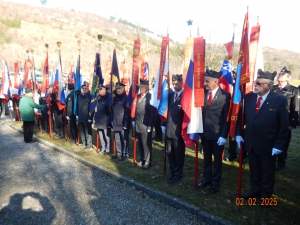 Spominska slovesnost v Dovcah pri Komnu