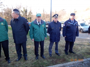 Spominska slovesnost v Dovcah pri Komnu