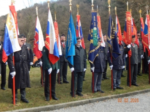 Spominska slovesnost v Dovcah pri Komnu