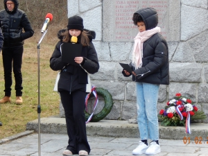 Spominska slovesnost v Dovcah pri Komnu