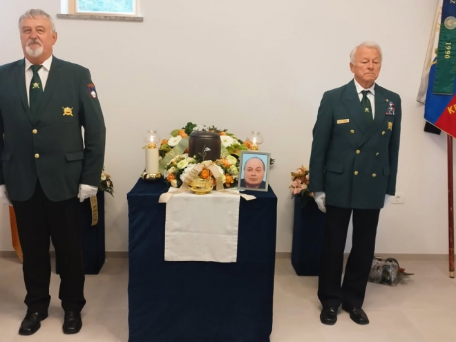 Častna straža OZVVS Kras Brkini Sežana